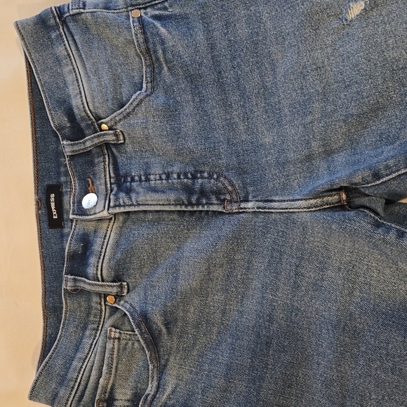 Express Mid Rise Ripped Skyscraper Jeans - Picture 3 of 7